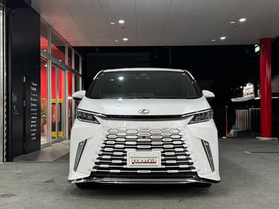 2025 Lexus LM 缩略图 12