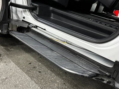 صورة 8 لـ 2025 Lexus LM