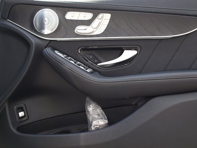 2020 Mercedes-BENZ GLC — миниатюра 17
