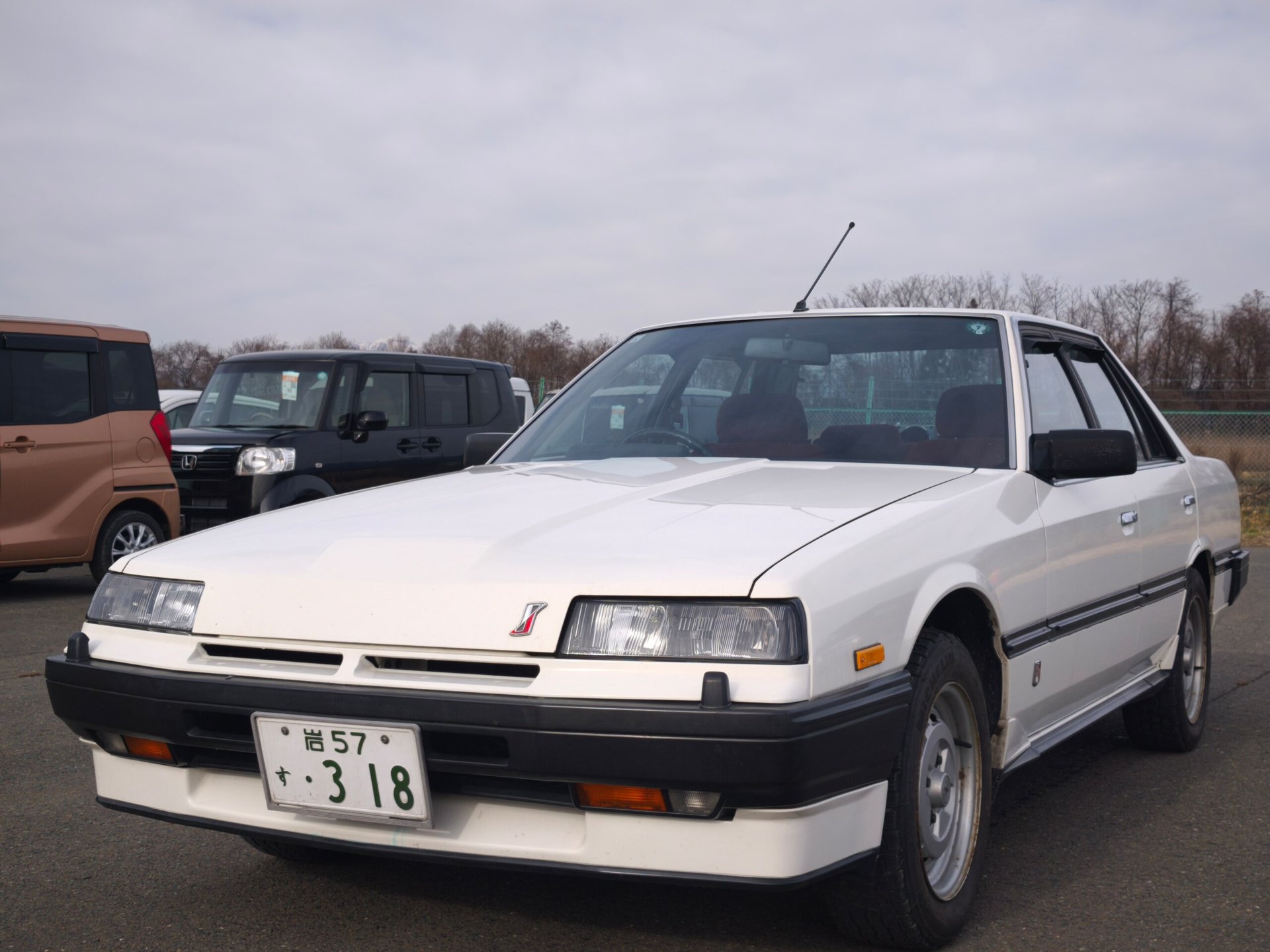 NISSAN SKYLINE - View 1