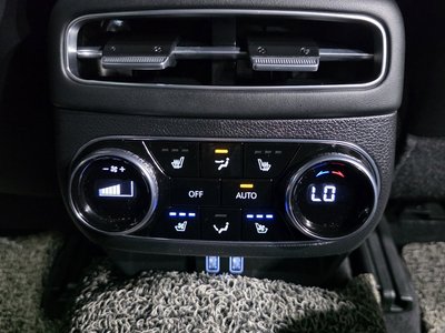 2021 Genesis GV70 — миниатюра 24