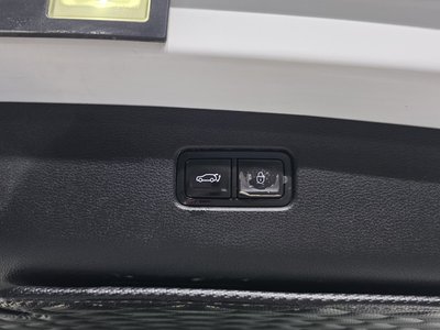 2021 Genesis GV70 — миниатюра 38