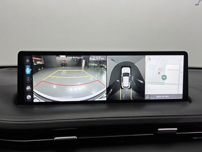 2021 Genesis GV70 — миниатюра 28