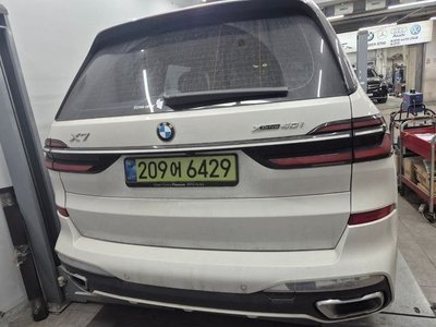 BMW X7 - 3