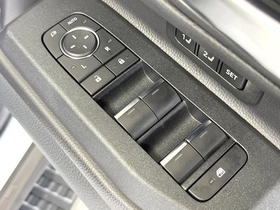 2025 Toyota LAND CRUISER 250 — миниатюра 28