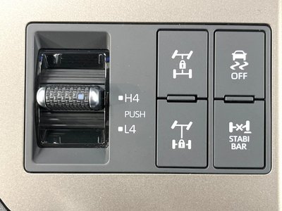 2025 Toyota LAND CRUISER 250 — миниатюра 38