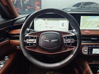 2022 Genesis G90 (RS4) — миниатюра 13
