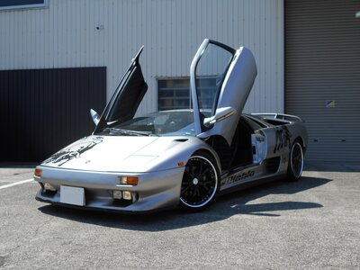 LAMBORGHINI DIABLO