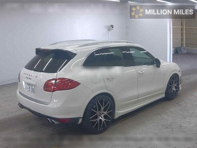 PORSCHE CAYENNE - 5