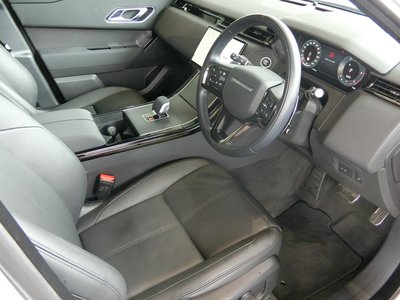 2025 LAND Rover RANGE ROVER VELAR — миниатюра 17