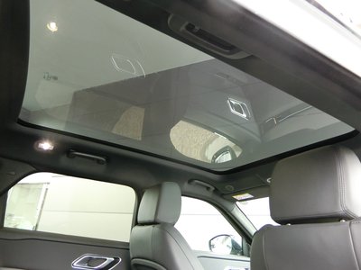2025 LAND Rover RANGE ROVER VELAR — миниатюра 48