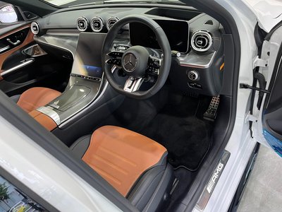 2023 Mercedes-BENZ C-CLASS AMG thumbnail 48