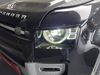 LAND ROVER DEFENDER - 9