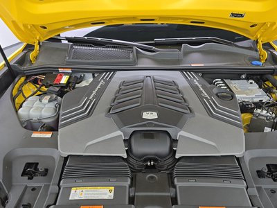 صورة 7 لـ 2022 Lamborghini URUS