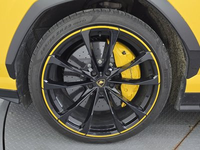 صورة 6 لـ 2022 Lamborghini URUS