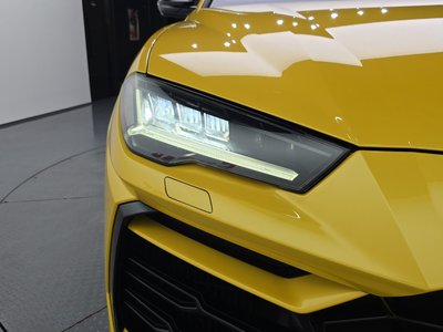 صورة 9 لـ 2022 Lamborghini URUS
