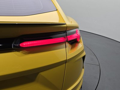 صورة 10 لـ 2022 Lamborghini URUS
