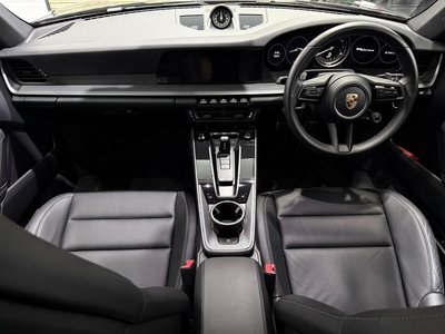 PORSCHE 911 - 4