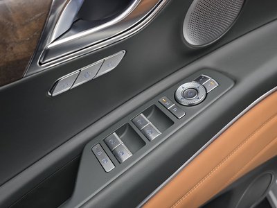 2025 Genesis GV80 thumbnail 21
