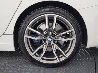 BMW 3 SERIES - 8