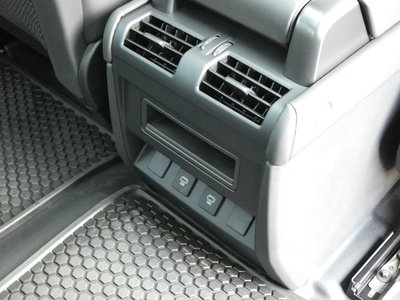 2025 LAND Rover DEFENDER 缩略图 79