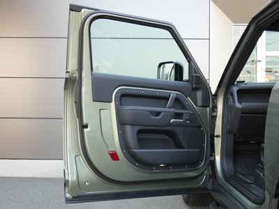 2025 LAND Rover DEFENDER 缩略图 89
