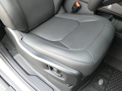 2025 LAND Rover DEFENDER 缩略图 65
