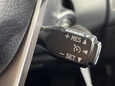 TOYOTA LAND CRUISER 70 - 5