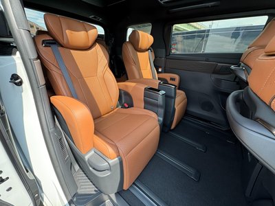 2025 Toyota VELLFIRE — фото 48