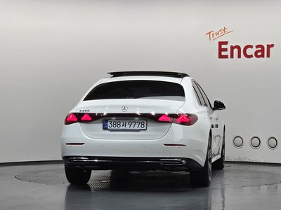 2025 Mercedes-BENZ E-CLASS — фото 3