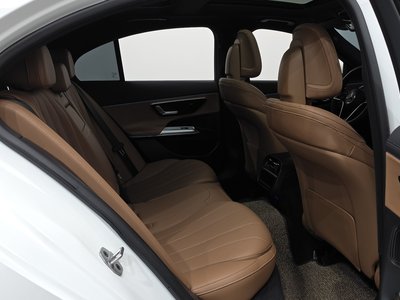 2025 Mercedes-BENZ E-CLASS 缩略图 17