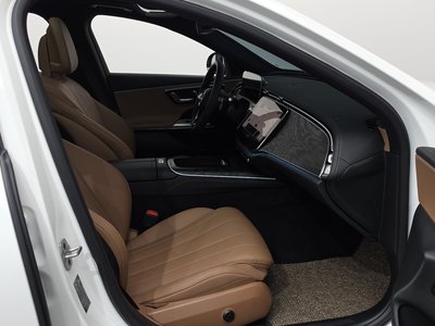 2025 Mercedes-BENZ E-CLASS 缩略图 16