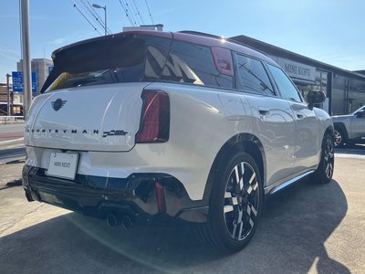MINI MINI COUNTRYMAN - 10