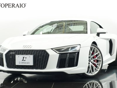 AUDI R8 - 1