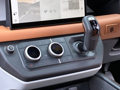 2024 LAND Rover DEFENDER — миниатюра 11