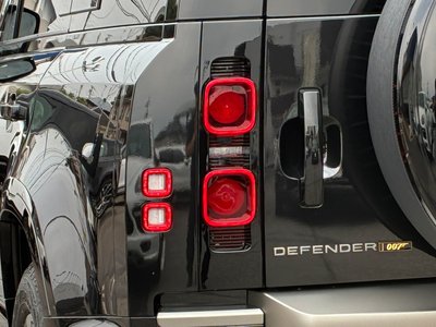 صورة 5 لـ 2024 LAND Rover DEFENDER