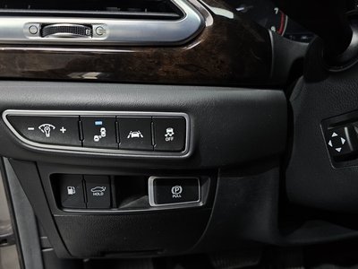 2019 Genesis G90 缩略图 16