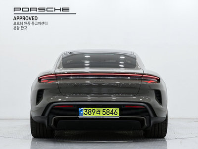 صورة 3 لـ 2025 Porsche TAYCAN