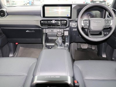 TOYOTA LAND CRUISER 250 - 4