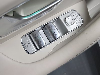 صورة مصغرة 37 لـ 2023 Mercedes-BENZ GLS
