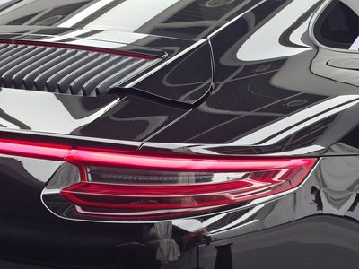 PORSCHE 911 - 10