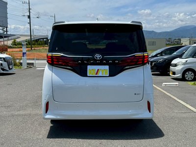 TOYOTA ALPHARD - 9
