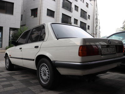 1987 BMW 3 SERIES — фото 2