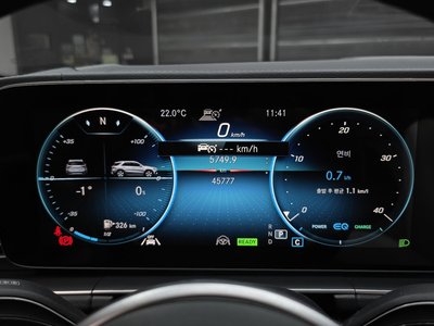 MERCEDES-BENZ GLE - 8