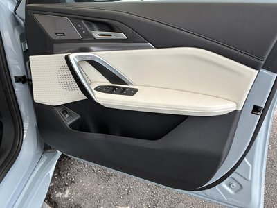 2025 BMW X2 缩略图 18