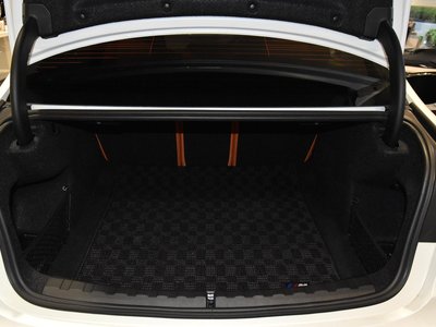 صورة مصغرة 31 لـ 2021 BMW M3 SEDAN