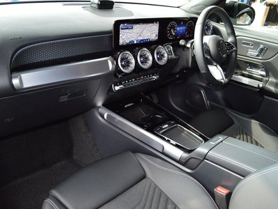 2024 Mercedes-BENZ GLB 缩略图 18