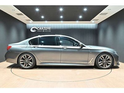 BMW 7 SERIES - 9