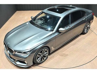 BMW 7 SERIES - 7