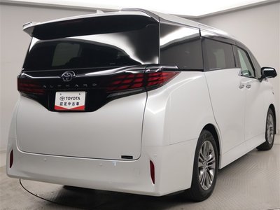 2024 Toyota ALPHARD — фото 3